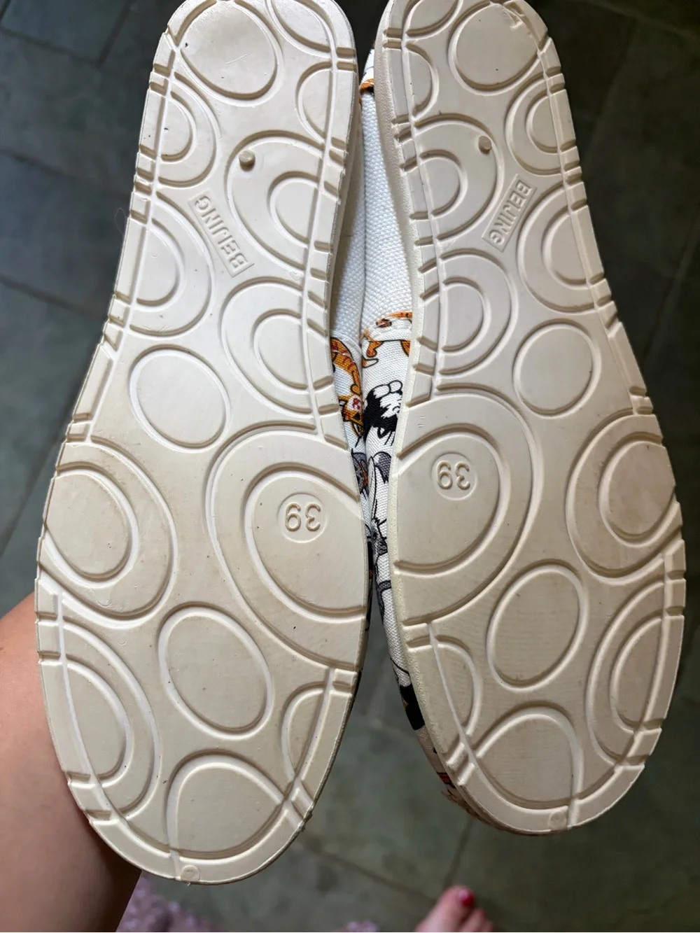 Cat kitties flat canvas shoes.